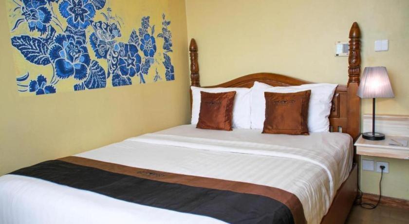 Amos Cozy Hotel Melawai Dżakarta Zewnętrze zdjęcie